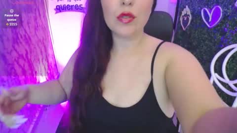 Juliana online show from October 24, 7:21 pm