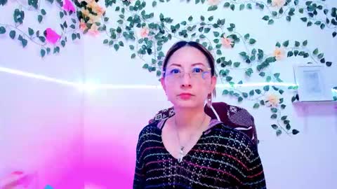 evelyn_miller___ online show from March 25, 2:56 pm