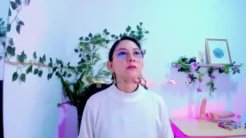 evelyn_miller___ online show from May 1, 6:45 pm