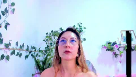 evelyn_miller___ online show from May 2, 4:56 pm