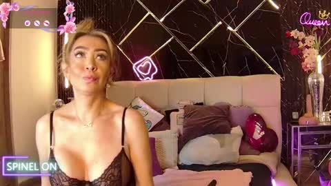 EvelynaGrey online show from April 23, 12:29 pm