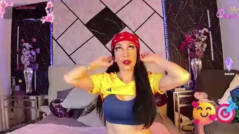 Snapshot of evelynagrey chatting on June 17, 7:22 am EvelynaGrey online show from June 17, 7:22 am