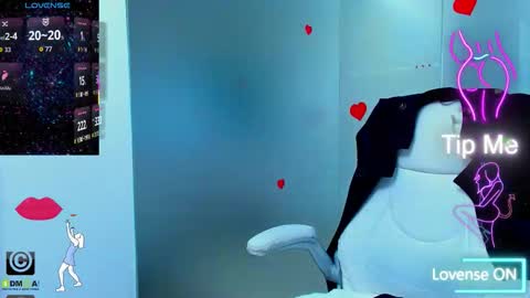 Snapshot of evelyne_rose chatting on October 22, 5:08 am evelyne_rose online show from October 22, 5:08 am