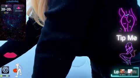 evelyne_rose online show from January 17, 6:07 am