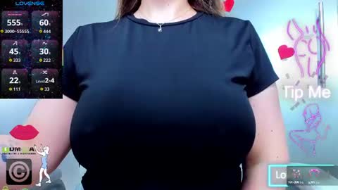 Snapshot of evelyne_rose chatting on June 19, 5:12 am evelyne_rose online show from June 19, 5:12 am