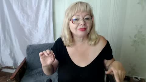 BarbaraBlondy online show from July 10, 8:40 am