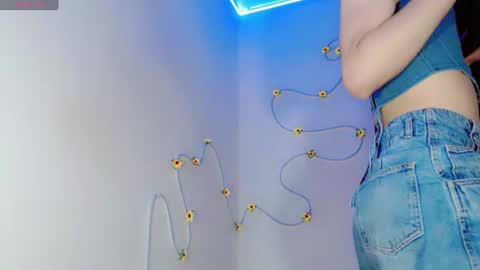 everlin_01 online show from June 13, 7:01 pm