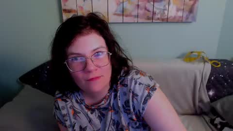 Snapshot of everly_rays chatting on July 5, 9:00 pm Everly online show from July 5, 9:00 pm
