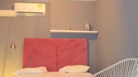 Sophia online show from November 4, 7:46 pm