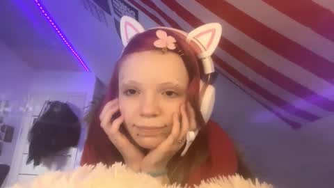 Snapshot of evettezirin chatting on November 16, 12:11 pm Sky online show from November 16, 12:11 pm