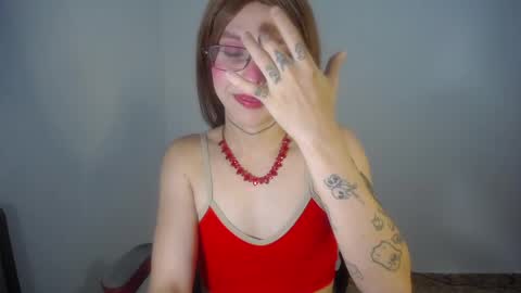Snapshot of evi_kitty chatting on February 27, 8:20 pm Evi online show from February 27, 8:20 pm