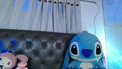 Snapshot of evie_cloud chatting on June 5, 4:52 am Evie Cloud online show from June 5, 4:52 am