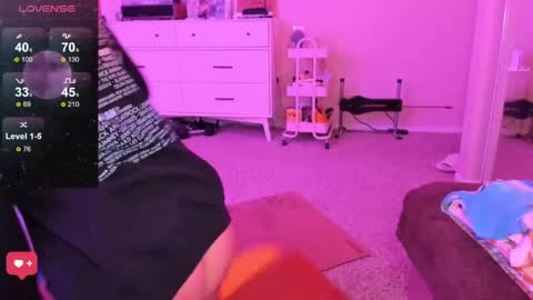 Snapshot of evie_luna chatting on February 9, 3:43 am Evie Luna online show from February 9, 3:43 am