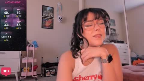 Snapshot of evie_luna chatting on February 23, 12:30 am Evie Luna online show from February 23, 12:30 am