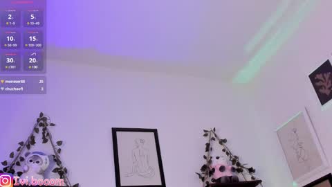 Snapshot of evieh1_ chatting on March 7, 10:43 pm Ivi Alejandra online show from March 7, 10:43 pm