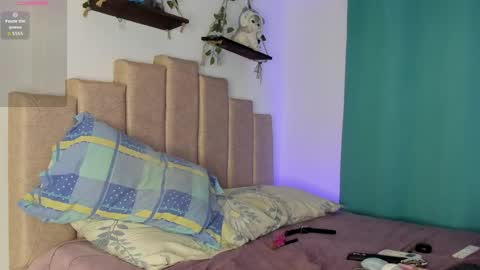 Ivi Alejandra  online show from May 3, 4:24 pm