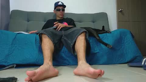 Snapshot of evil_boss1 chatting on May 12, 11:02 pm evil_boss1 online show from May 12, 11:02 pm