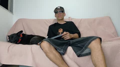 Snapshot of evil_boss1 chatting on June 14, 7:10 am evil_boss1 online show from June 14, 7:10 am