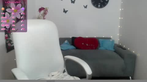Snapshot of evil_stepmothers chatting on January 10, 11:08 pm Pamela  online show from January 10, 11:08 pm