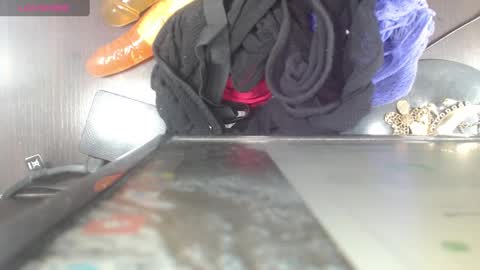 Snapshot of evil_stepmothers chatting on November 16, 4:23 pm Pamela online show from November 16, 4:23 pm