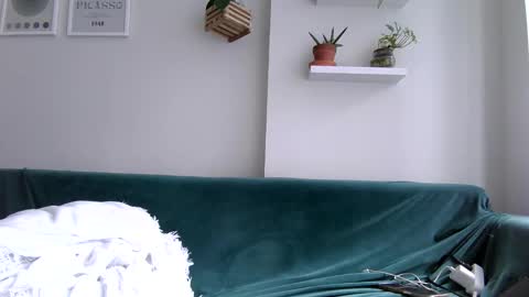 Snapshot of evillers1 chatting on May 29, 2:15 pm Badblondebunny online show from May 29, 2:15 pm