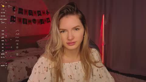 Evelyn online show from November 1, 10:39 am