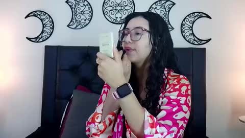 Evolet online show from February 2, 5:44 pm