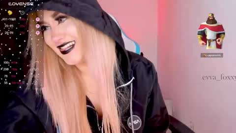 evva_foxxy online show from October 29, 3:36 pm