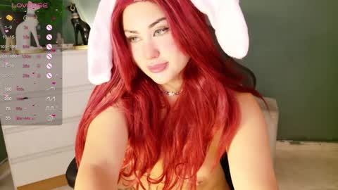 Snapshot of evva_foxxy chatting on May 23, 1:15 pm evva_foxxy online show from May 23, 1:15 pm