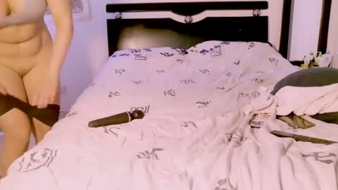 Snapshot of evva_foxxy chatting on July 28, 3:21 pm evva_foxxy online show from July 28, 3:21 pm