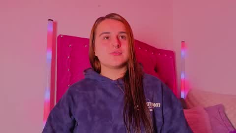 EVY online show from November 22, 1:04 am