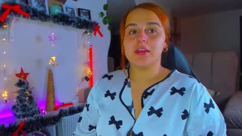 EVY online show from December 14, 4:29 am