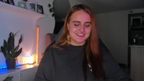 EVY online show from February 19, 3:57 am