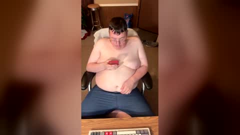 Snapshot of excitedwaffles chatting on April 26, 11:57 pm excitedwaffles online show from April 26, 11:57 pm