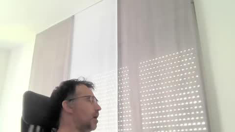 Snapshot of exhibit77 chatting on June 29, 7:14 am exhibit77 online show from June 29, 7:14 am