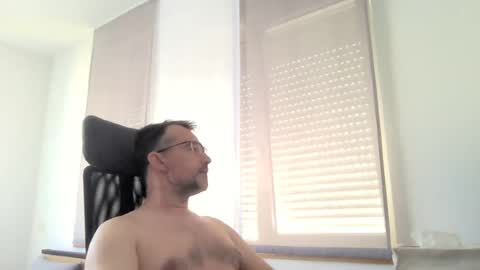 Snapshot of exhibit77 chatting on July 9, 7:23 am exhibit77 online show from July 9, 7:23 am
