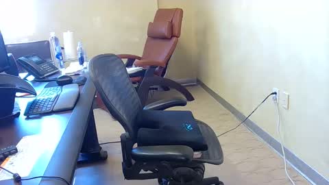 exhibitman69_ldb online show from December 2, 5:41 pm