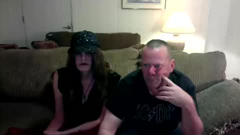 first time online show from October 19, 2:23 am