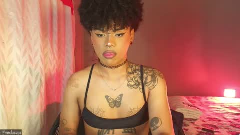 Snapshot of exotic_medussapp chatting on June 1, 3:41 am Soy Carla online show from June 1, 3:41 am