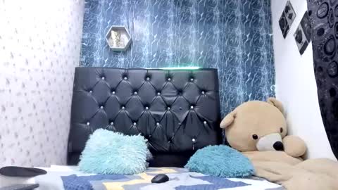 exotichot_couple online show from March 6, 10:17 pm