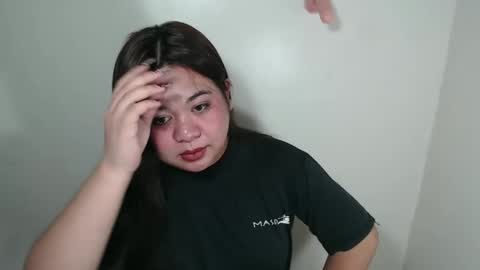 Snapshot of exoticpinayx chatting on March 5, 10:21 pm SHANTAL MARIE online show from March 5, 10:21 pm