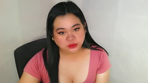 SHANTAL MARIE online show from December 4, 7:00 pm