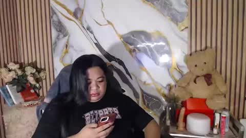 Snapshot of exoticpinayx chatting on June 5, 5:14 am SHANTAL MARIE online show from June 5, 5:14 am