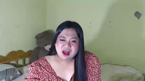 Snapshot of exoticpinayx chatting on June 6, 4:17 am SHANTAL MARIE online show from June 6, 4:17 am