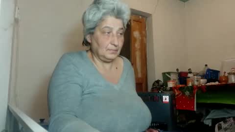 Snapshot of exquisitemature chatting on January 17, 2:07 pm ExquisiteMature online show from January 17, 2:07 pm