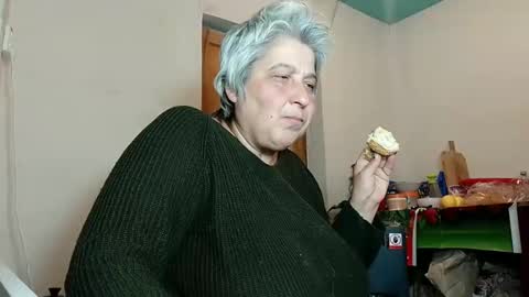 Snapshot of exquisitemature chatting on February 12, 11:51 pm ExquisiteMature online show from February 12, 11:51 pm