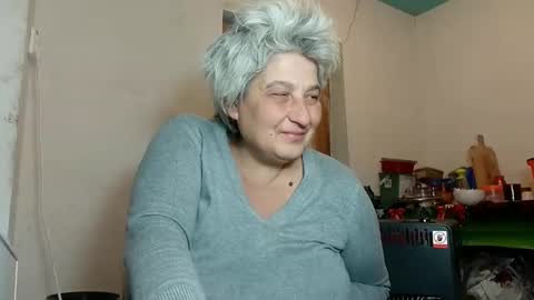 Snapshot of exquisitemature chatting on February 17, 8:58 pm ExquisiteMature online show from February 17, 8:58 pm