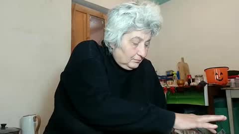 Snapshot of exquisitemature chatting on February 19, 12:55 pm ExquisiteMature online show from February 19, 12:55 pm