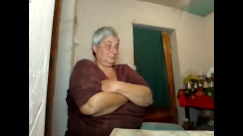 Snapshot of exquisitemature chatting on October 7, 12:35 pm ExquisiteMature online show from October 7, 12:35 pm