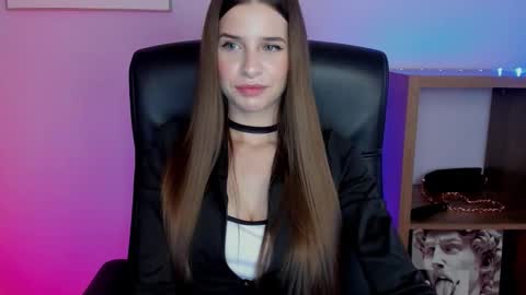 Snapshot of extasy_maya chatting on November 4, 7:40 am Maya online show from November 4, 7:40 am